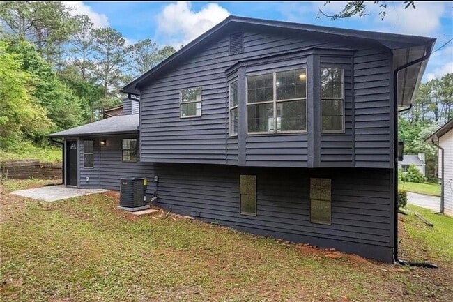 Building Photo - 2246 Hightrail Ct