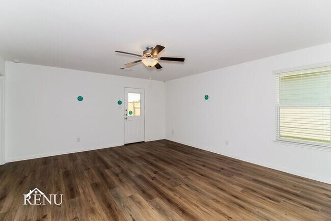 Building Photo - Coming Soon!