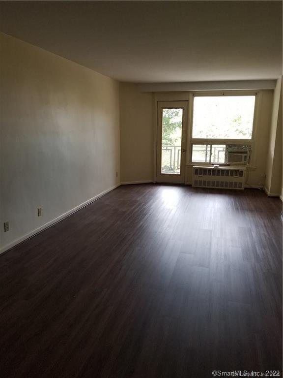 Building Photo - 91 Strawberry Hill Ave