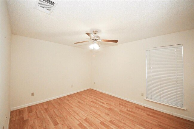 Building Photo - 10616 Mellow Meadow Dr
