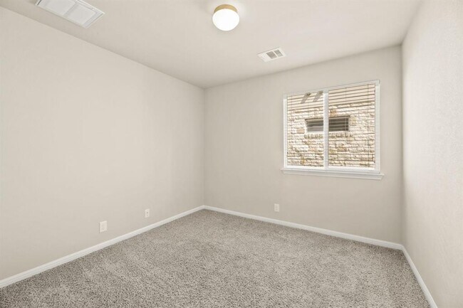 Building Photo - 13813 Turkey Hollow Trail