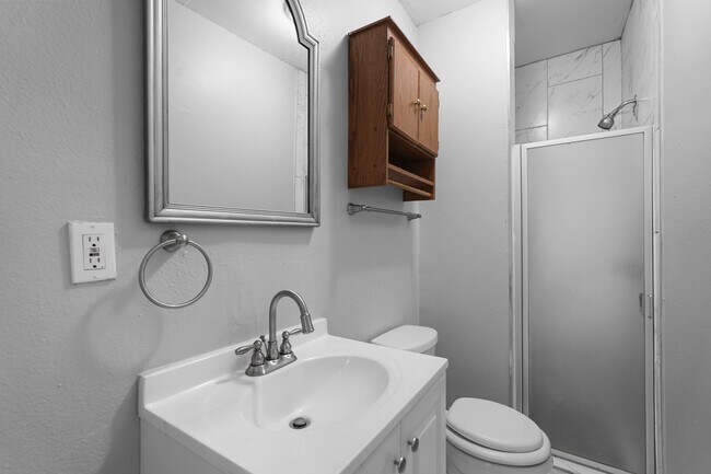 Building Photo - 1018 Chaffin St