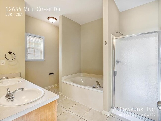 Building Photo - 12654 Mill Creek Dr