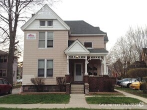 Building Photo - 208 N Hamilton St