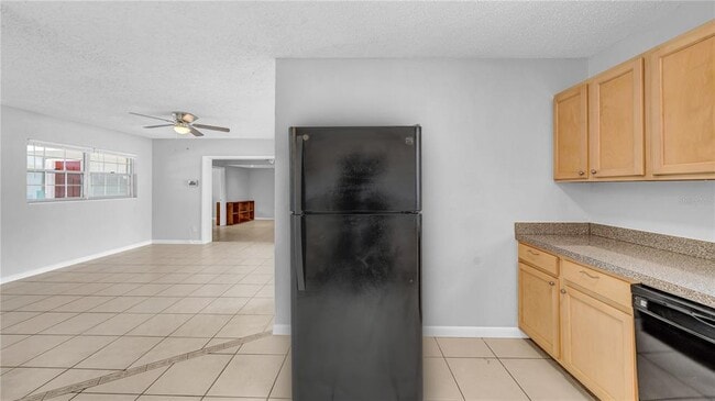 Building Photo - 7515 17th Ln N