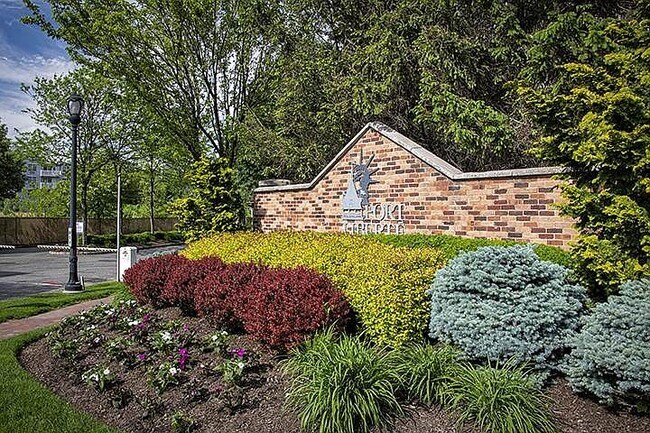 Building Photo - 15 Freedomway