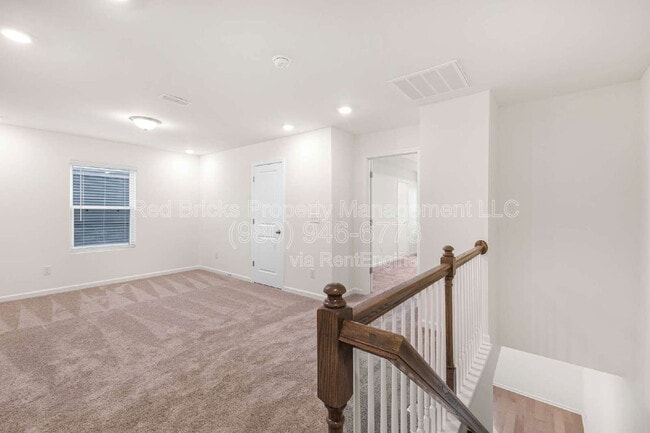 Building Photo - 240 Harpers Run Ln