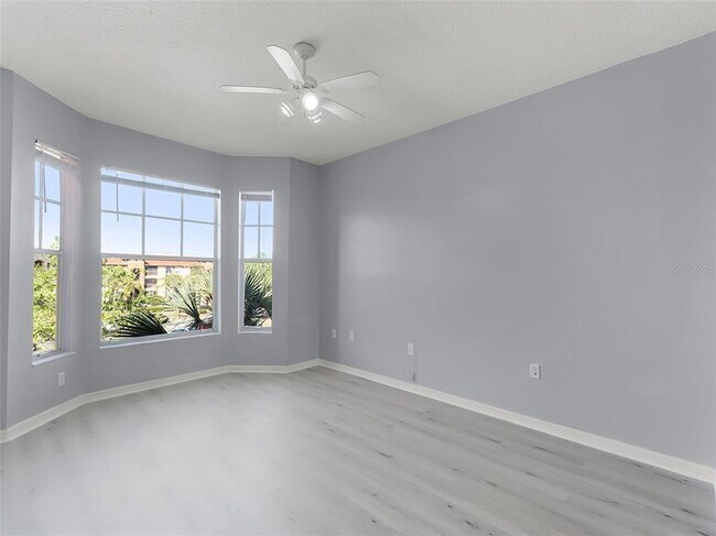 Building Photo - 5530 Metrowest Blvd