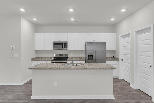 Building Photo - Single Family Home - Long Term Rental