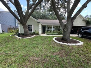 Building Photo - 9710 Cypress Pond Ave