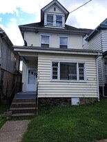 Building Photo - 418 N 3rd St