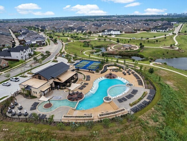 Building Photo - 4225 Aspen Grove Ct