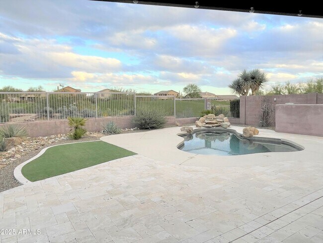 Building Photo - 3555 N Paseo Del Sol