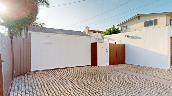 Building Photo - 361 G Ave