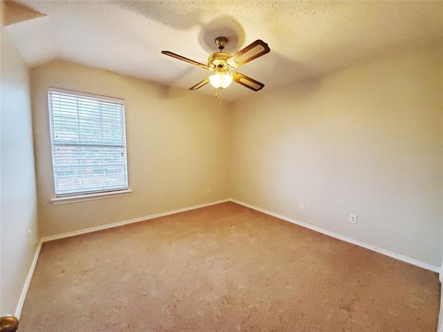 Building Photo - 1040 Woodbriar Dr