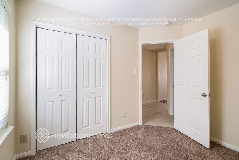 Building Photo - 5919 Deep S Dr