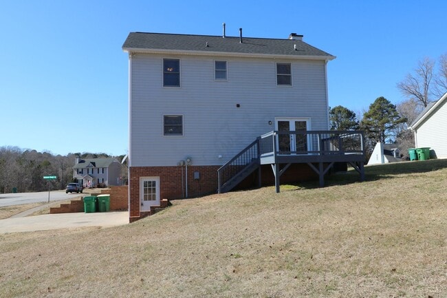 Building Photo - 1517 Bethesda Woods Ln