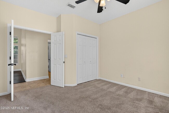 Building Photo - 577 Hunters Grove Ct