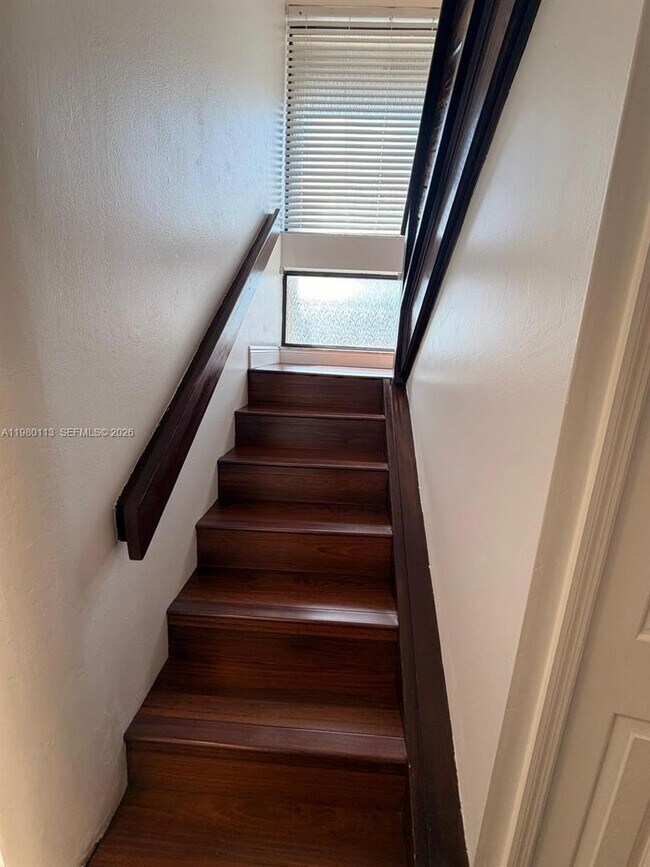 Building Photo - 7101 SW 113th Ct