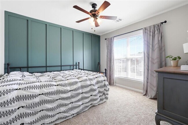 Building Photo - 943 Bendleton Dr