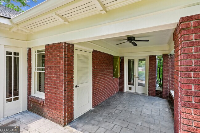 Building Photo - 1500 N Highland Ave NE