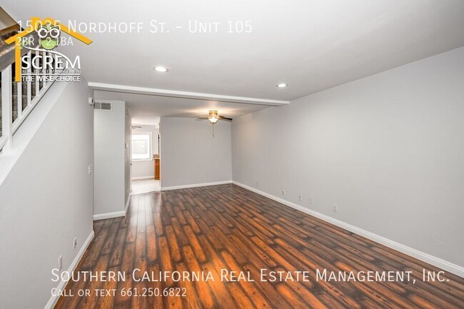 Building Photo - Two Bedroom Townhouse with Dual Master Sui...