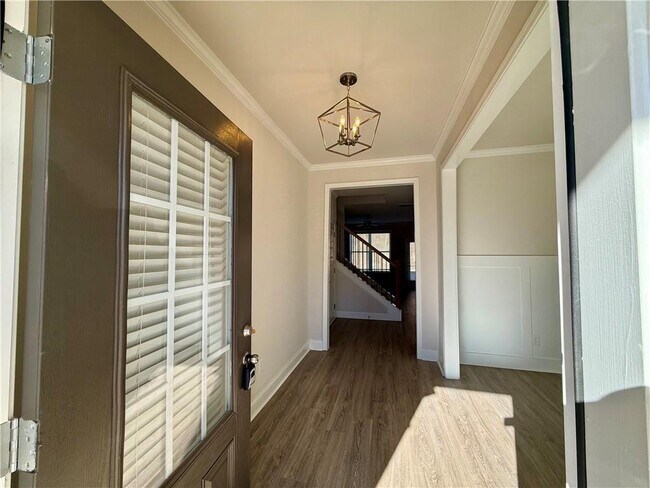 Building Photo - 7327 Rocklin Ln