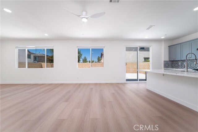 Building Photo - 12328 Twin Gables Dr
