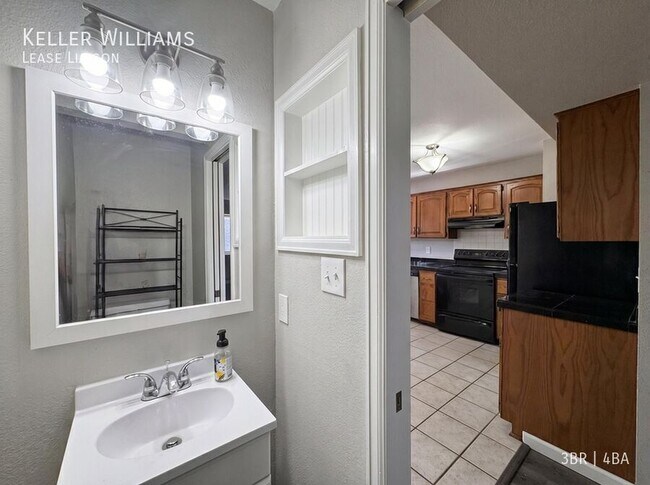 Building Photo - 5514 Dunbar Ct