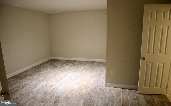 Building Photo - 17105 Thatcher Ct