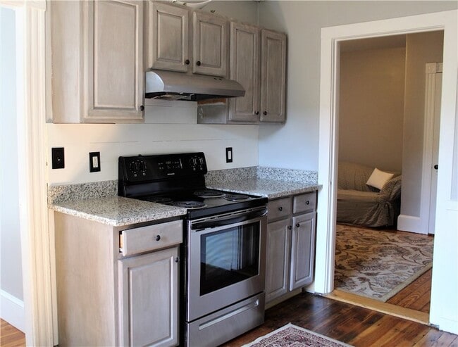 Building Photo - 25 W Narragansett Ave