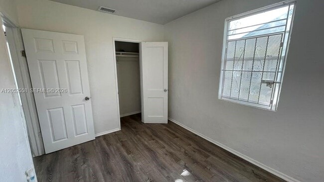 Building Photo - 1012 NW 66th St