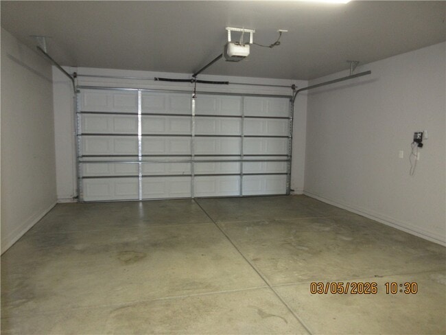 Building Photo - 10113 Black Boot Dr