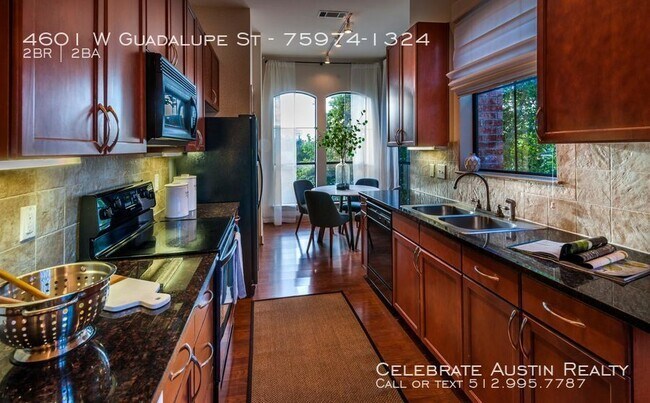 Building Photo - The Triangle