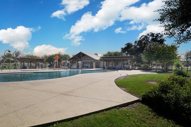 Building Photo - 3 bedroom 2 bathroom on a culdesac located on the far westside of San Antonio