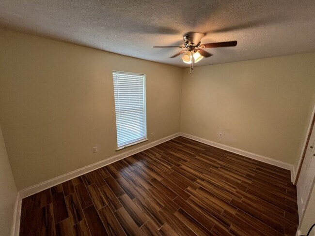 Building Photo - Spacious 5BR Home in Avalon – Dual Master Suites + Modern Updates!