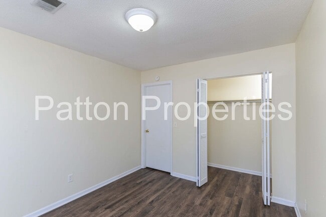Building Photo - 1705 Springwoods Lake Dr
