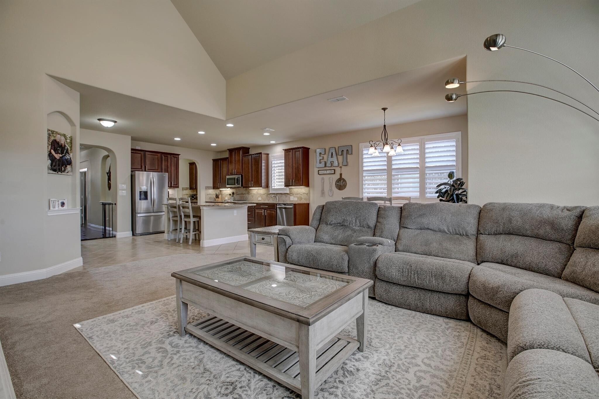 Building Photo - 2046 Sundown Dr