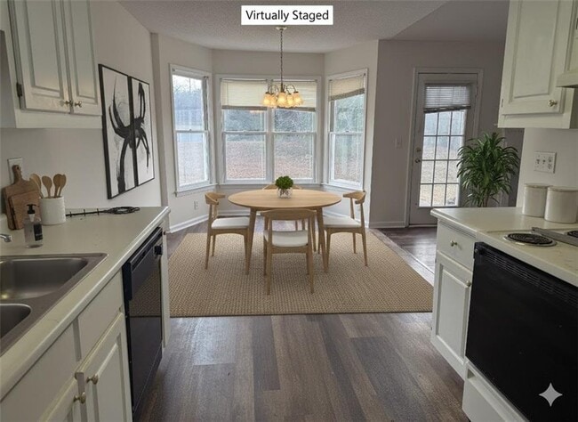 Building Photo - 2484 Morning Glory Ln NW