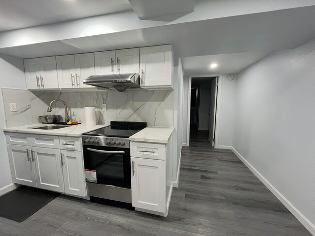 Unit 2 - 7911 32nd Ave