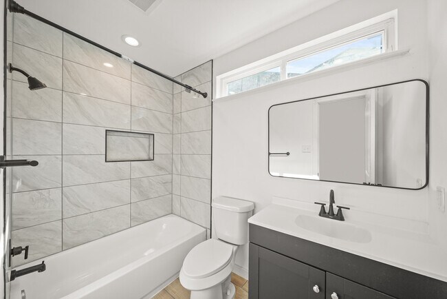 Building Photo - 4428 Stanford Ct