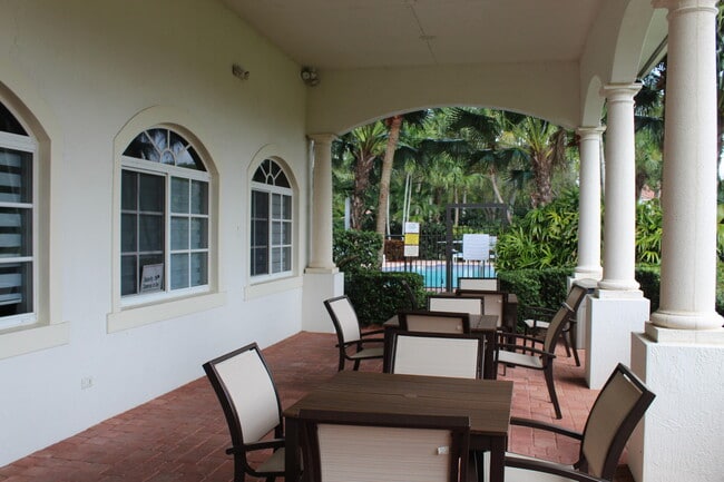 Building Photo - 7417 Briella Dr