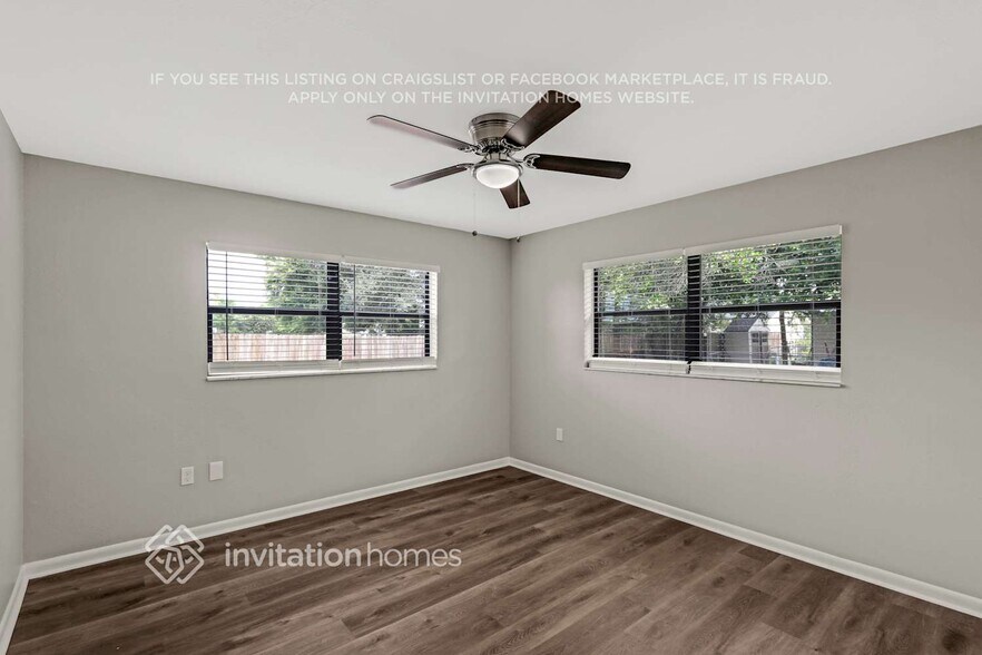 Building Photo - 10419 Keystone St