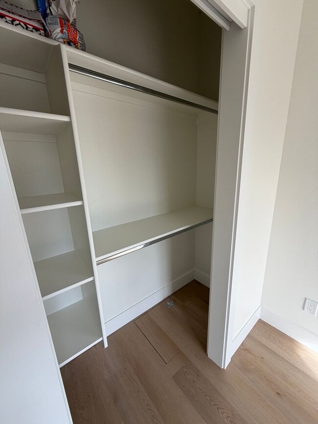 Building Photo - Available Now-Brand New 1-Bed Cottage in the Heart of Boise