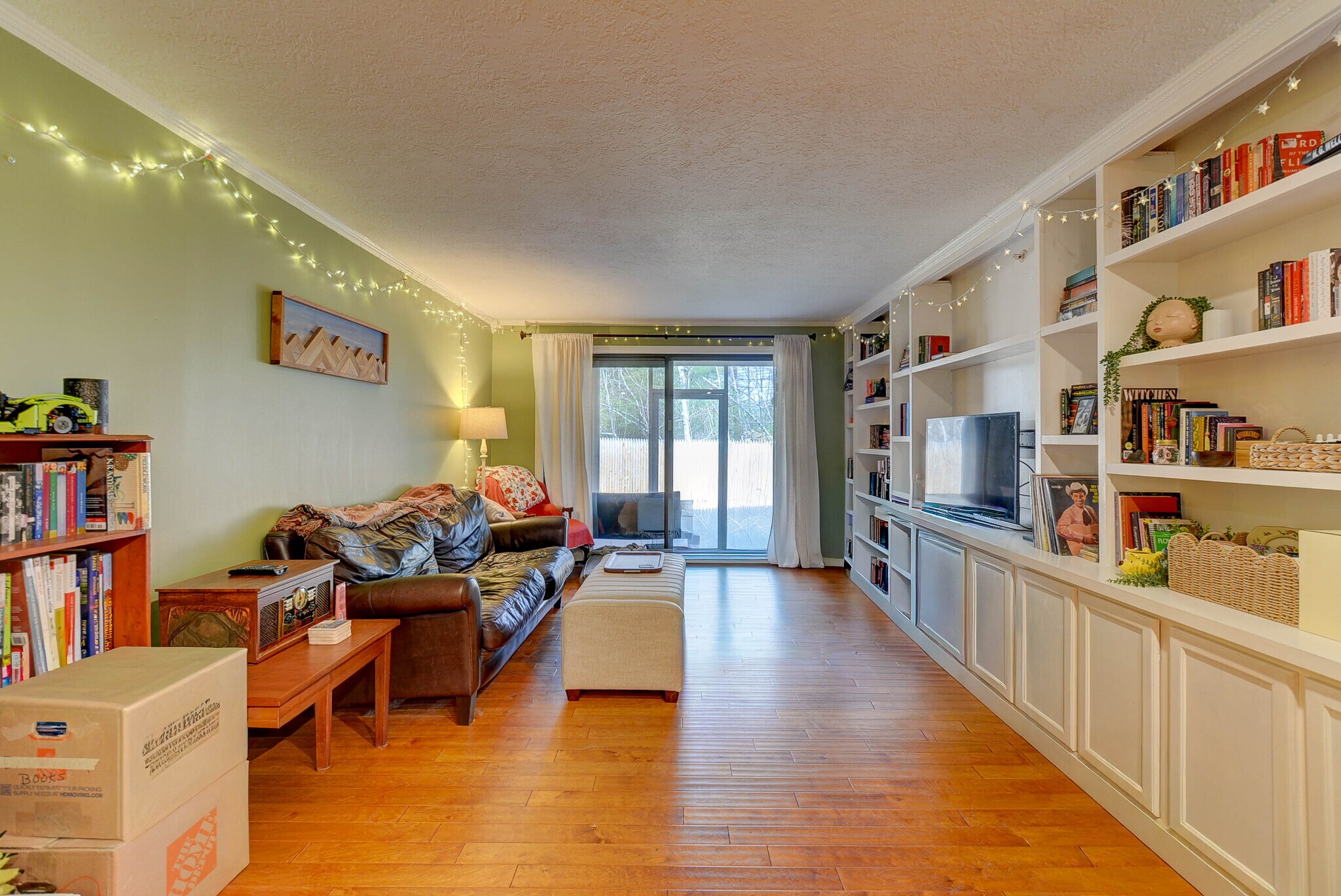 Building Photo - 19 Saco St