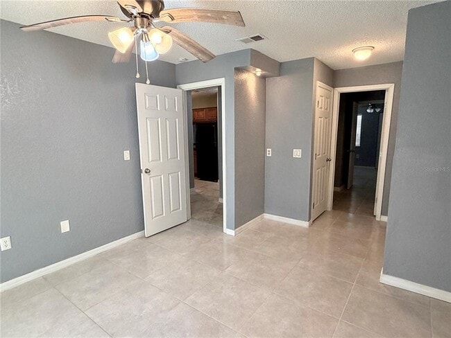 Building Photo - 564 Breckenridge Vlg