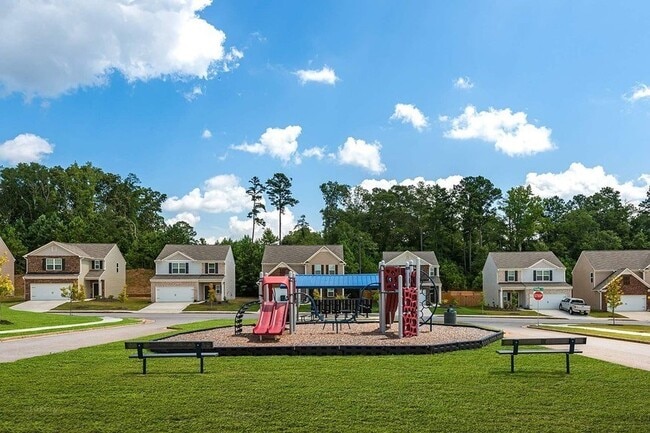 Building Photo - 956 Creekview Rd