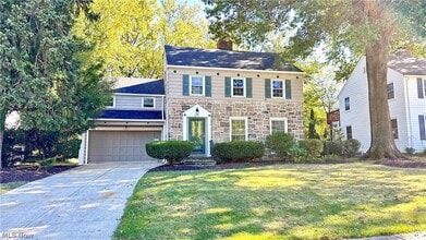 Building Photo - 1271 Hereford Rd