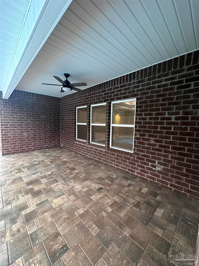 Building Photo - 4745 Dupont Cir