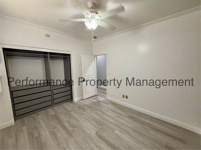 Building Photo - Stunning 4 Bed/3 Bath NW Bakersfield Home w/ Pool, RBP & Security Deposit Alternative Option